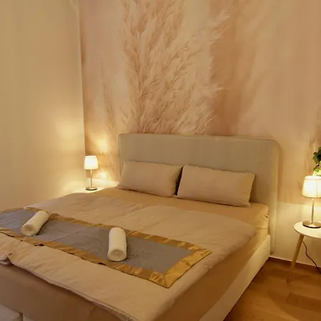 Domschloss, Zentrum, 6 Personen, Business, Dachterrasse, Familien