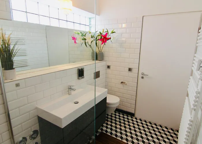 Fewozauber - Domschloss, Zentrum, 6 Personen, Business, Dachterrasse, Familien Lejlighed *